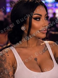 Karla, escort in Bucharest, Unirii (1/9)